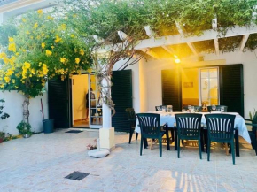 Casa Delsue House by the Beach